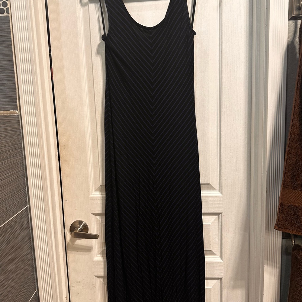Elegant Black Maxi Dress